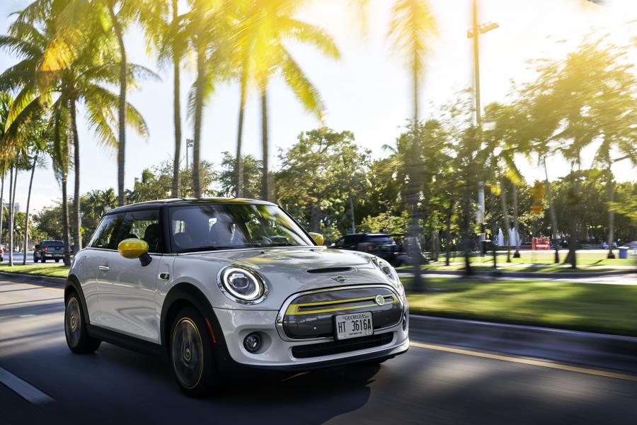  Mini Cooper SE (F56) 2020 года  (NA) (фото 46 из 342)